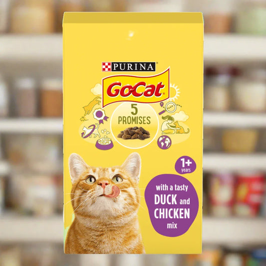 GoCat 1+ Purina 2kg with a Tasty Duck and Chicken Mix